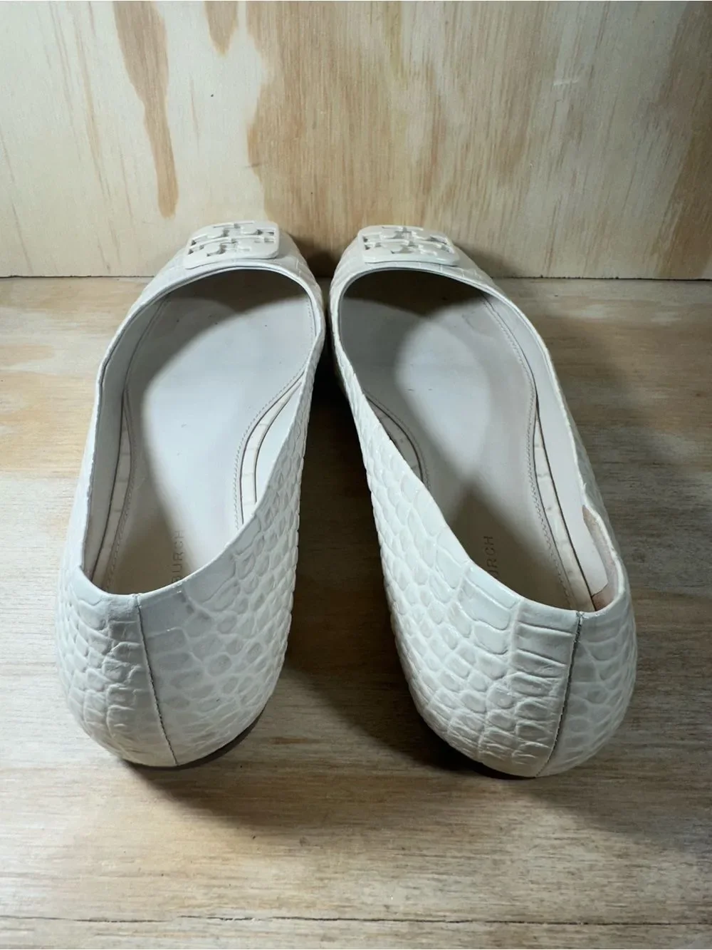 Tory Burch Cream Croc-Embossed Logo Ballet Flats Women’s Size 10.5
